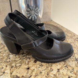 Born Black Leather Slingback Block Heel Pumps